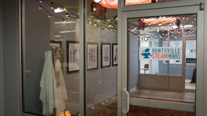 26024238_2085979421629943_4666182617832225260_o