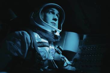 13838103_web1_firstman-sea-1810101